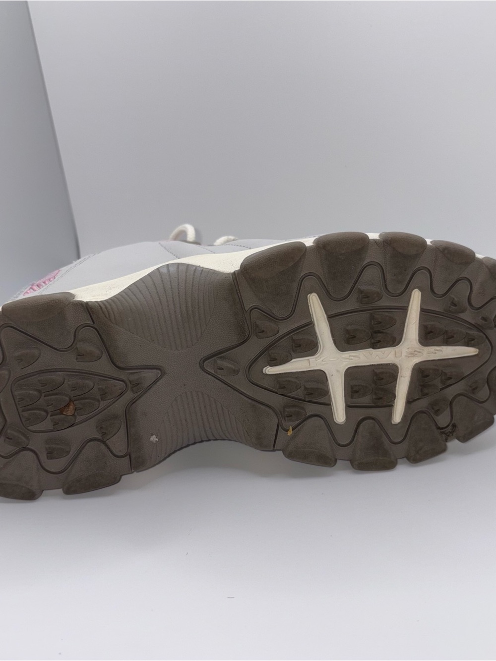 K-Swiss Women's Light Gray and Pink Lace-Up Sneakers ST329 CMF 6.5M Box Included - Picture 5 of 16